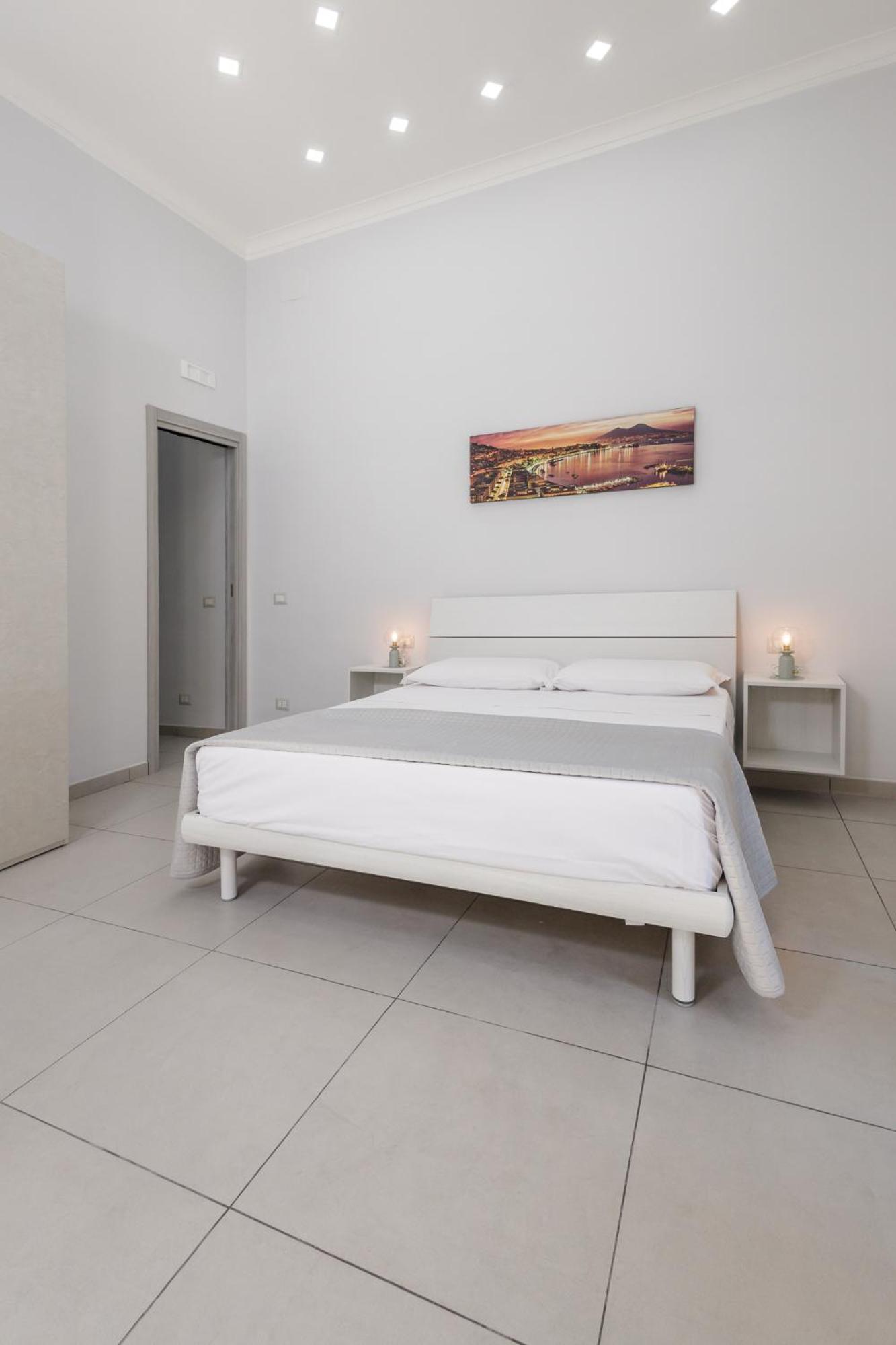 Hotel Caroline'S House Napoli Esterno foto