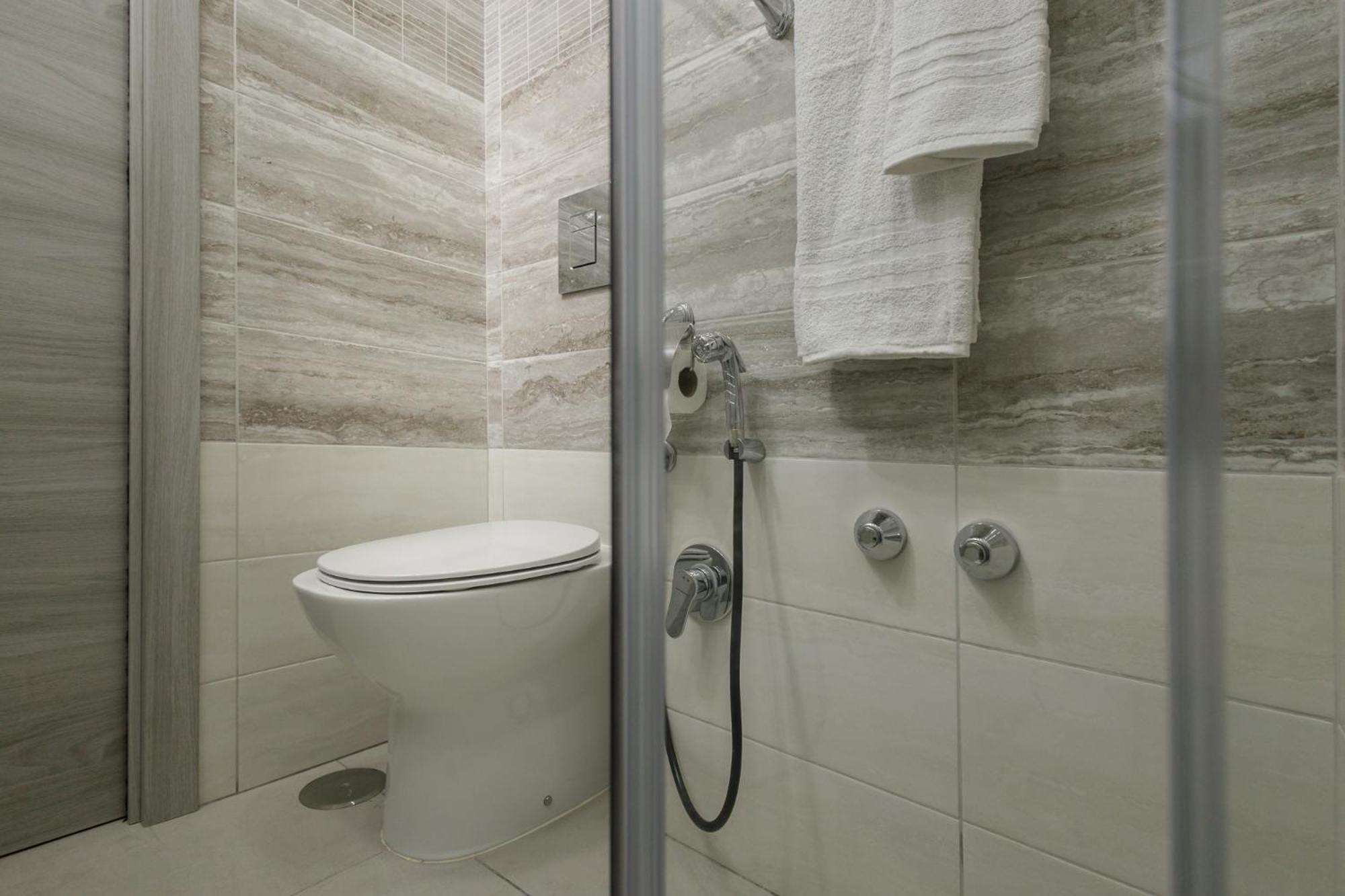 Hotel Caroline'S House Napoli Esterno foto
